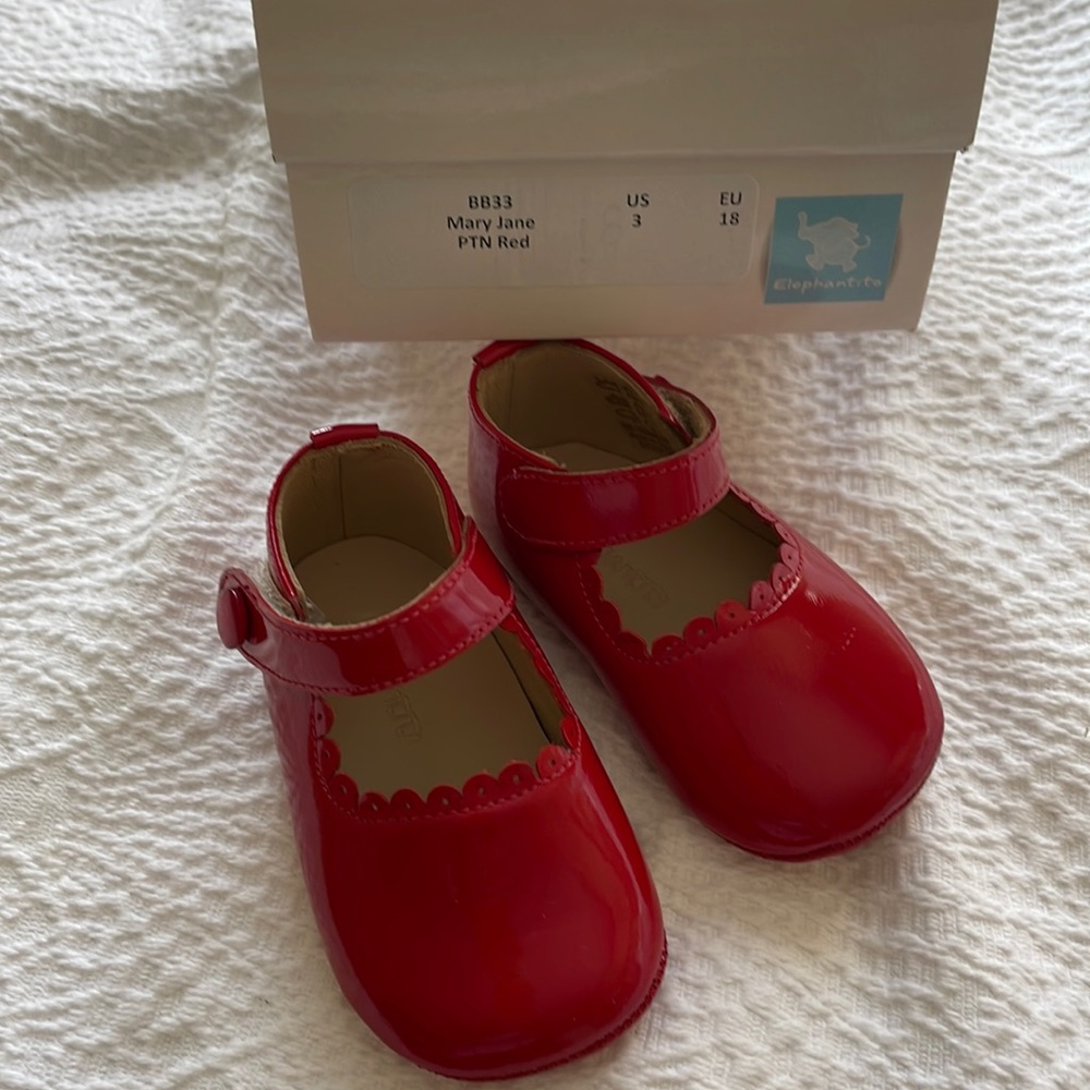Elephantito red patent leather Mary Jane shoes